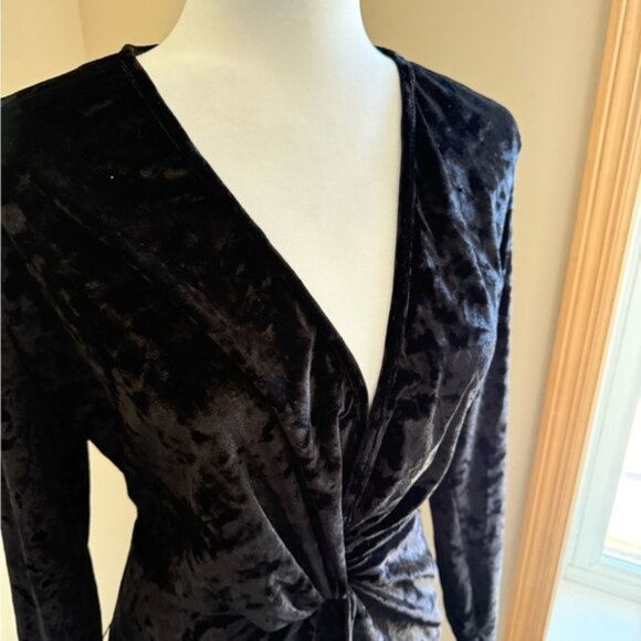 Black Ruched Bodycon Dress with Plunge Neckline and Long Cuffed Sleeves - Picture 2 of 3